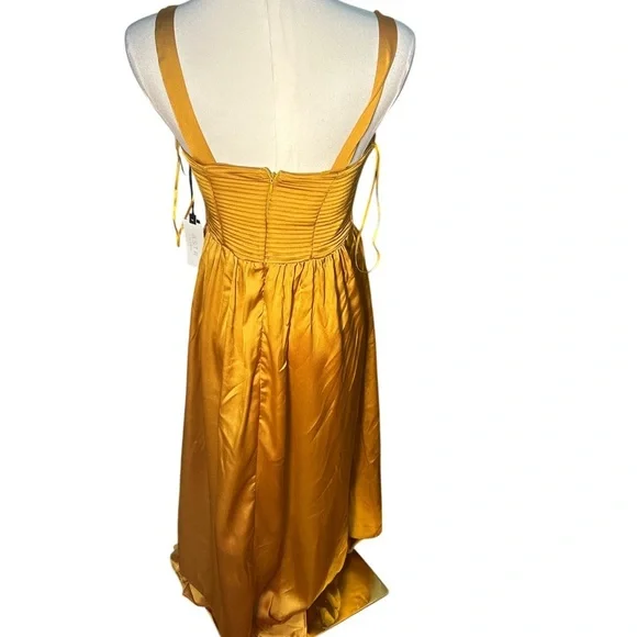 NWT ASTR The Label Pleated Bustier Midi Party Dress Gold XS Satin Slip Style - Picture 4 of 8